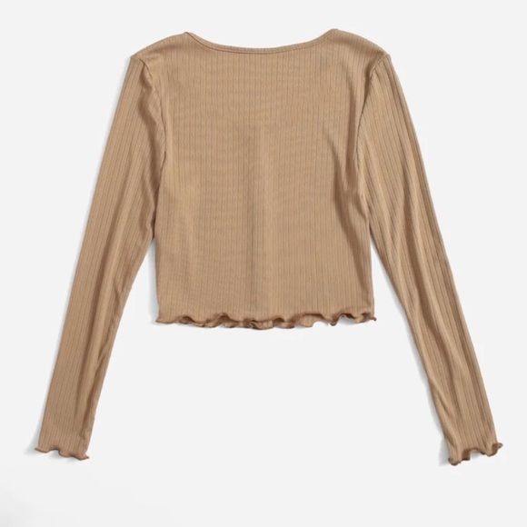 3/$20 NWT brown button up shirt with funky buttons small - Picture 2 of 7